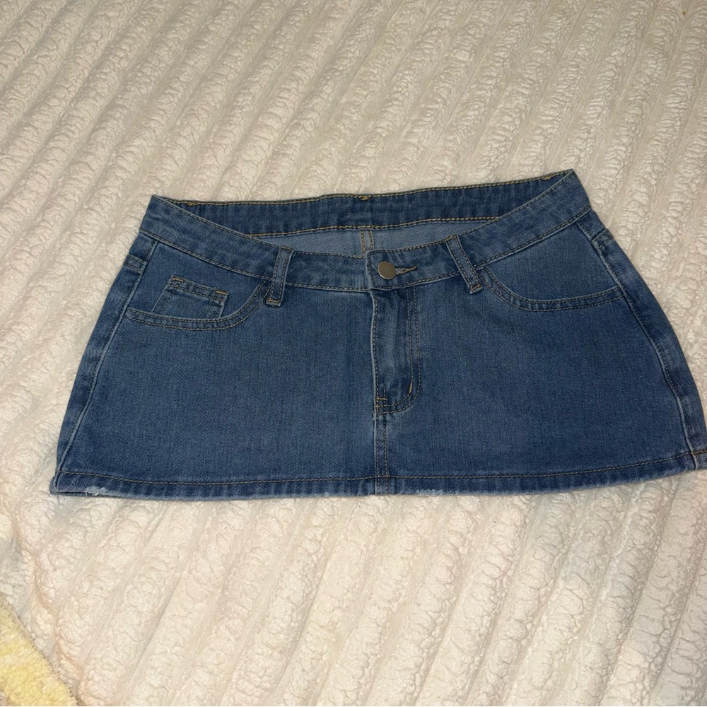 SHEIN Medium Blue Denim Mini Skirt